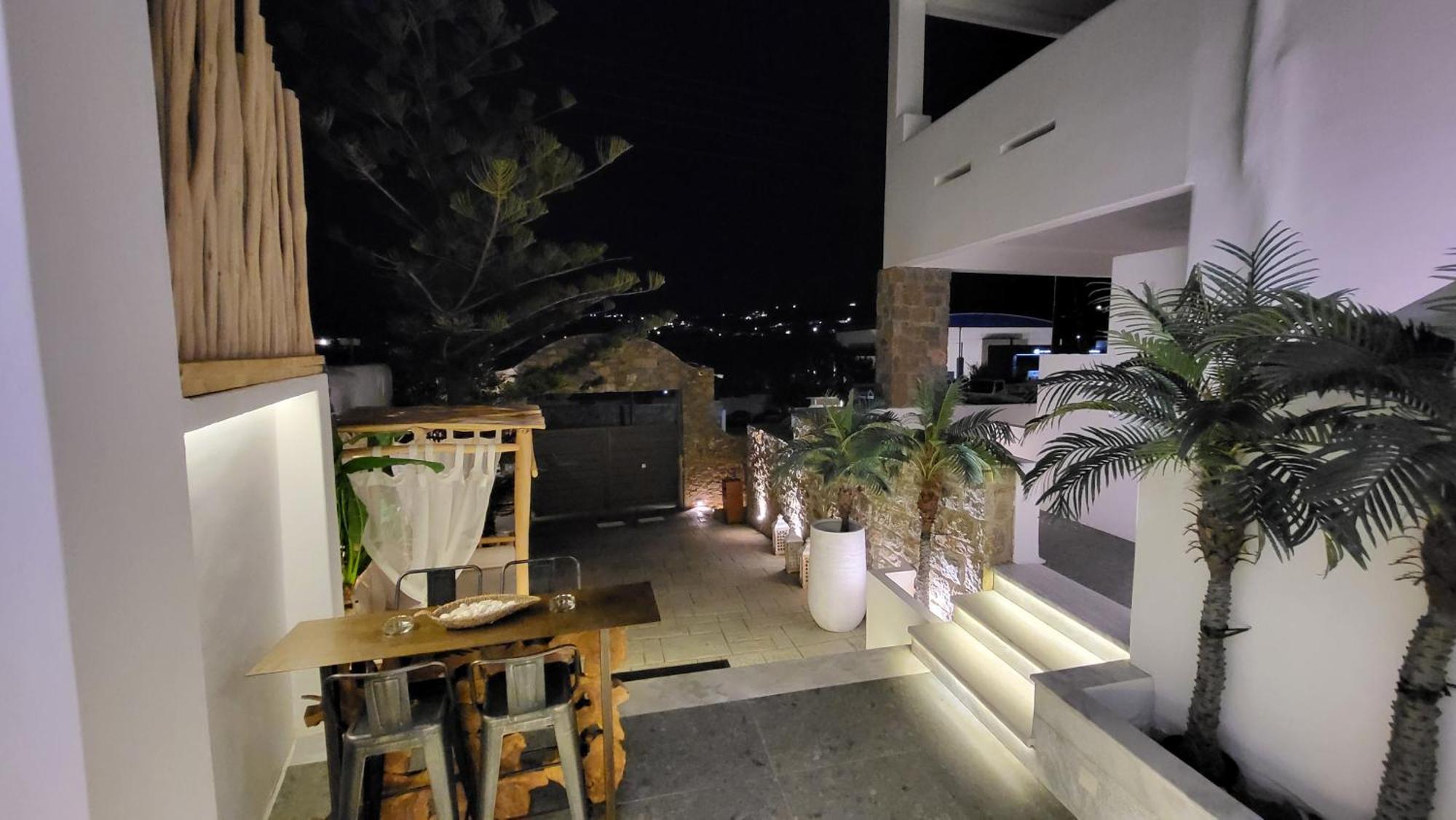 Mykonos Double Luxury Mini Suites - Adults Only Áno Merá Kültér fotó